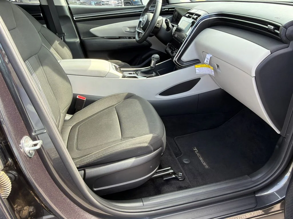Used 2022 Gray Hyundai SEL image 13