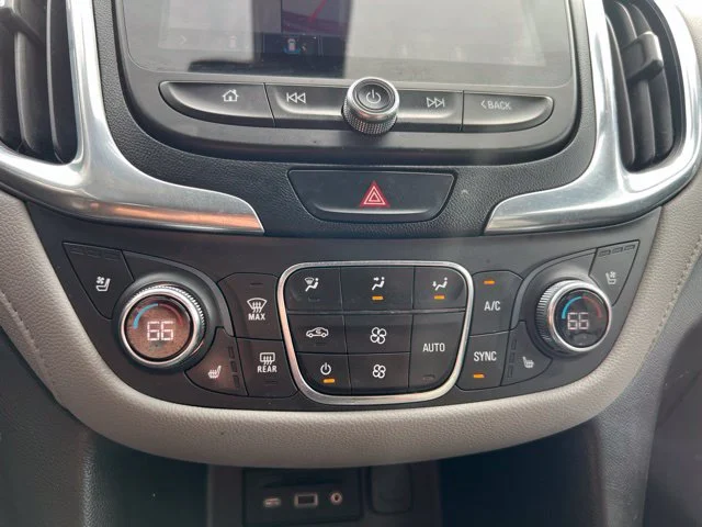 Used 2021 Red Chevrolet Premier image 21