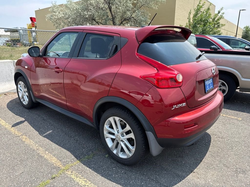 Used 2013 Cayenne Red Nissan SL image 3