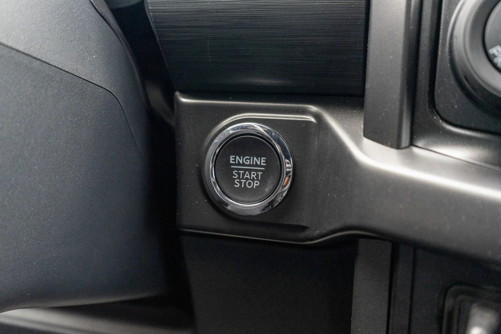 Used 2024 Avalanche Ford Tremor image 23