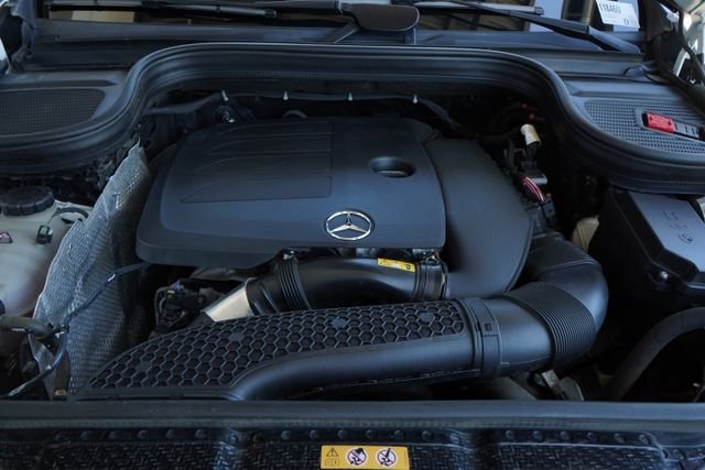 Used 2022 White Mercedes-Benz GLE 350 image 39