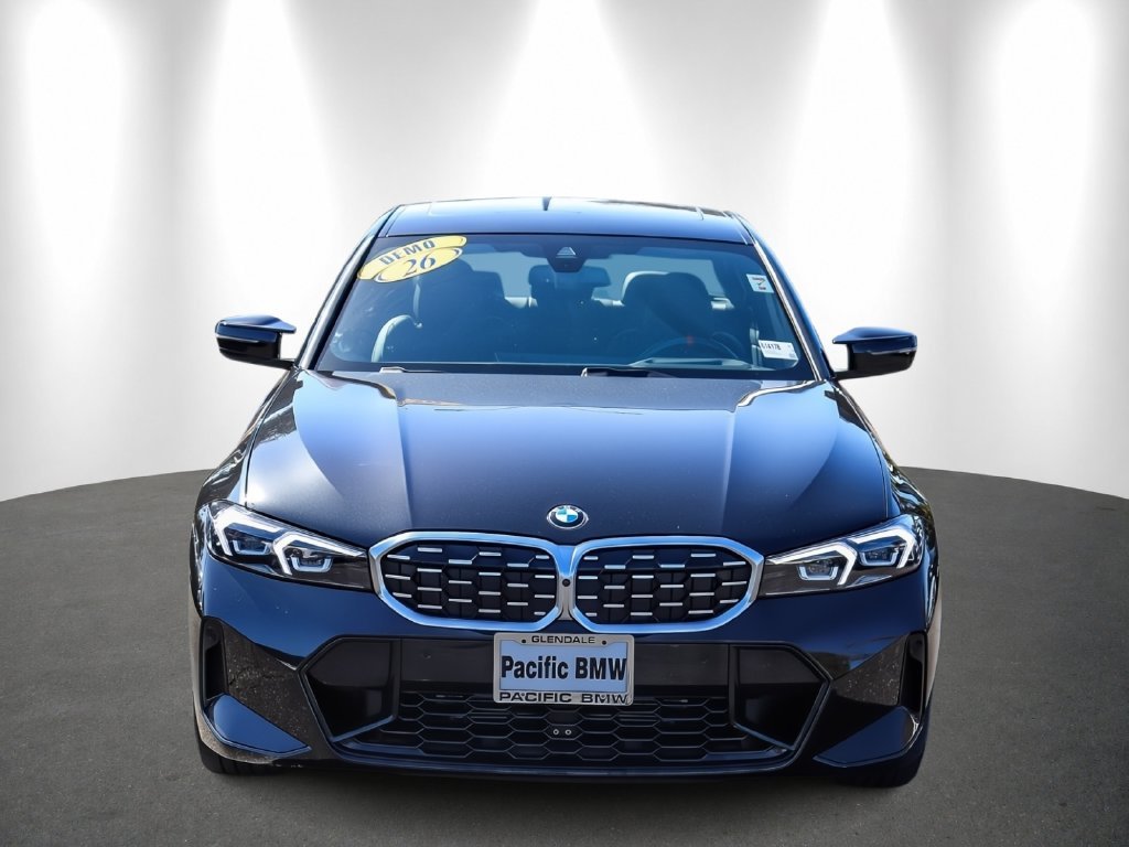 2026 BMW 3 Series photo 2