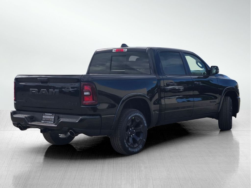 New 2026 Diamond Black Crystal Pearl-Coat Exterior Paint RAM Big Horn image 4
