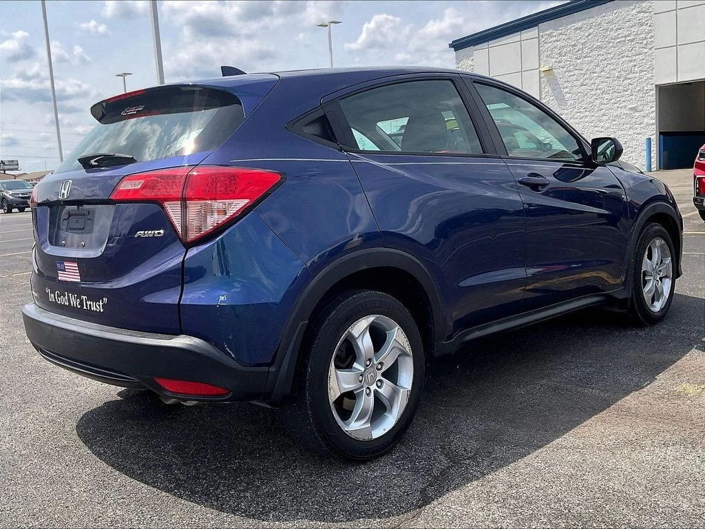 Certified Used 2016 Deep Ocean Pearl Honda LX image 2