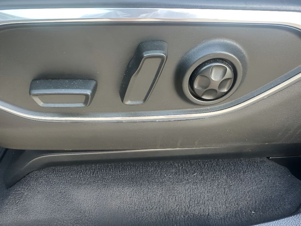 Used 2024 Bright White Clearcoat Jeep Series II image 29