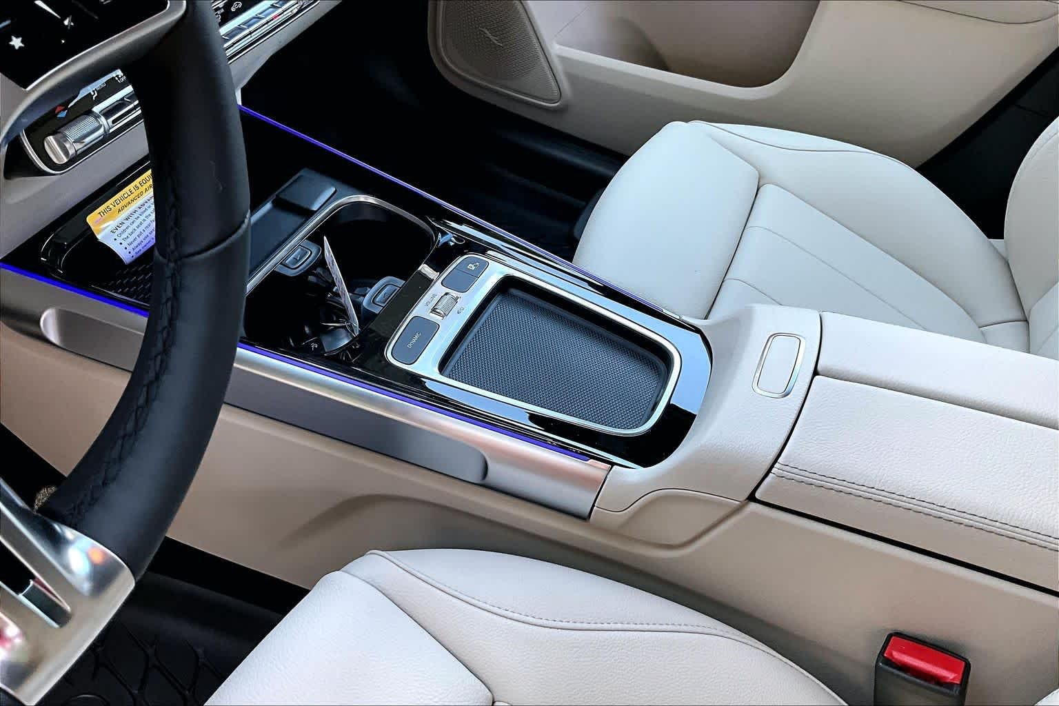 New 2026 Night Black Mercedes-Benz GLB 250 image 11