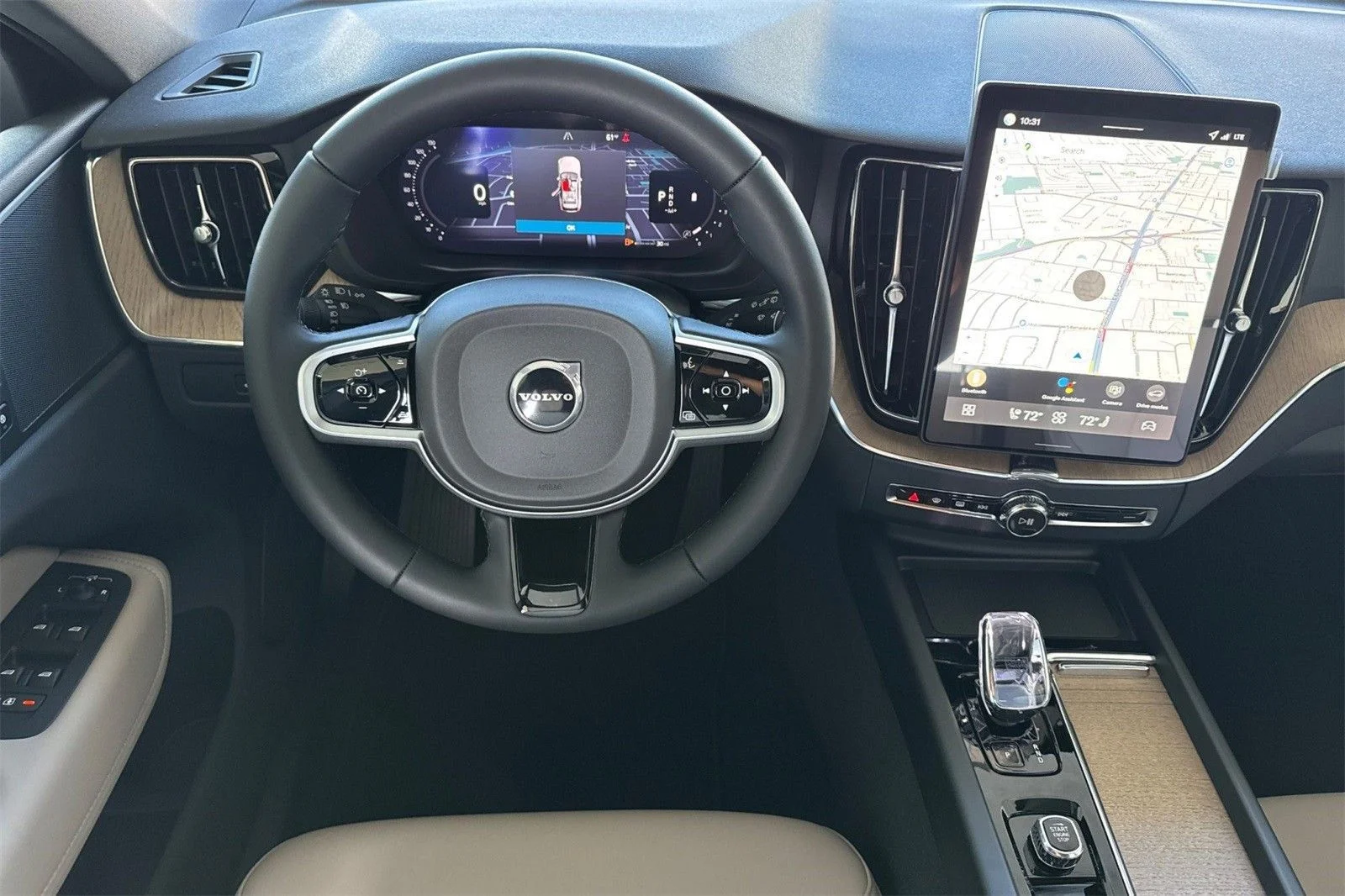 2026 Volvo XC60 Plus - Photo 15