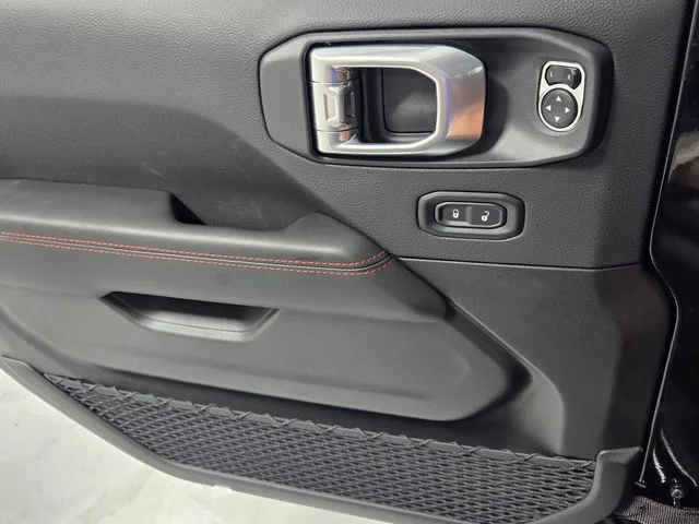 New 2026 Black Clearcoat Jeep Rubicon image 27