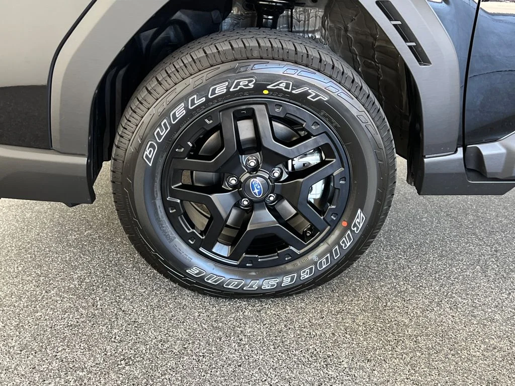 New 2026 CRYSTAL BLACK SILICA Subaru Wilderness image 29