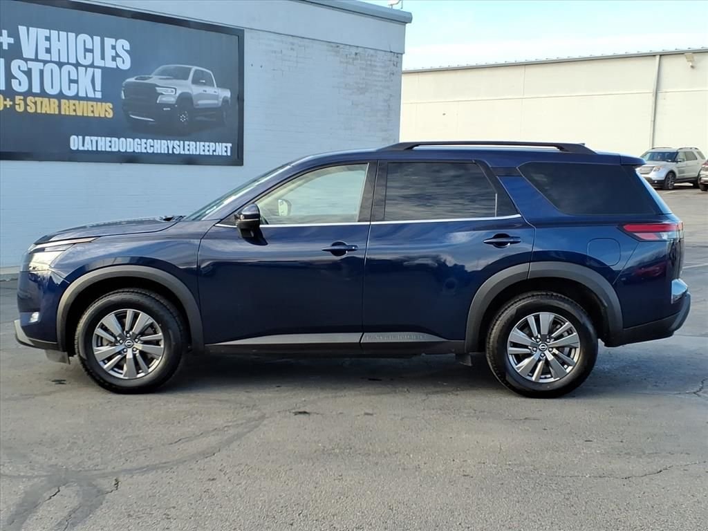 Used 2025 Nissan Pathfinder SV with VIN 5N1DR3BC9SC204227 for sale in Kansas City