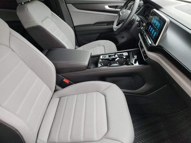 New 2026 Black Volkswagen 2.0T SEL image 12