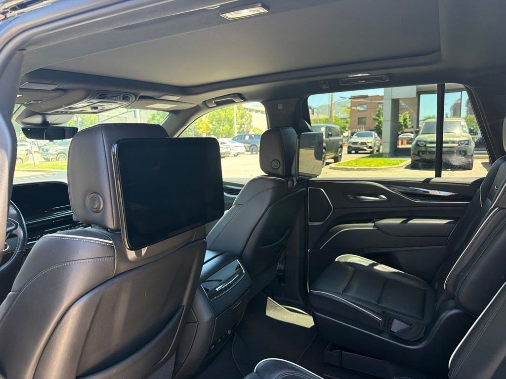 Used 2021 Black Raven Cadillac Sport image 17