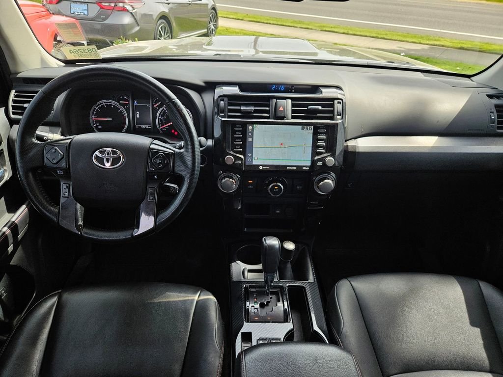 Used 2021 Black Toyota Venture image 23