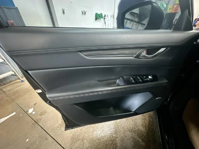 Used 2019 Black Mazda Grand Touring image 25