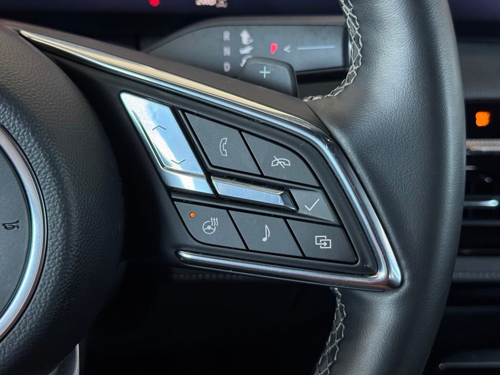 Used 2025 White Buick Preferred image 34