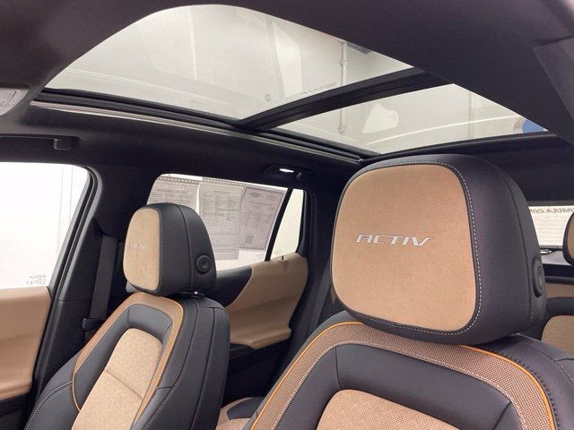 Certified Used 2025 Mosaic Black Metallic Chevrolet ACTIV image 8
