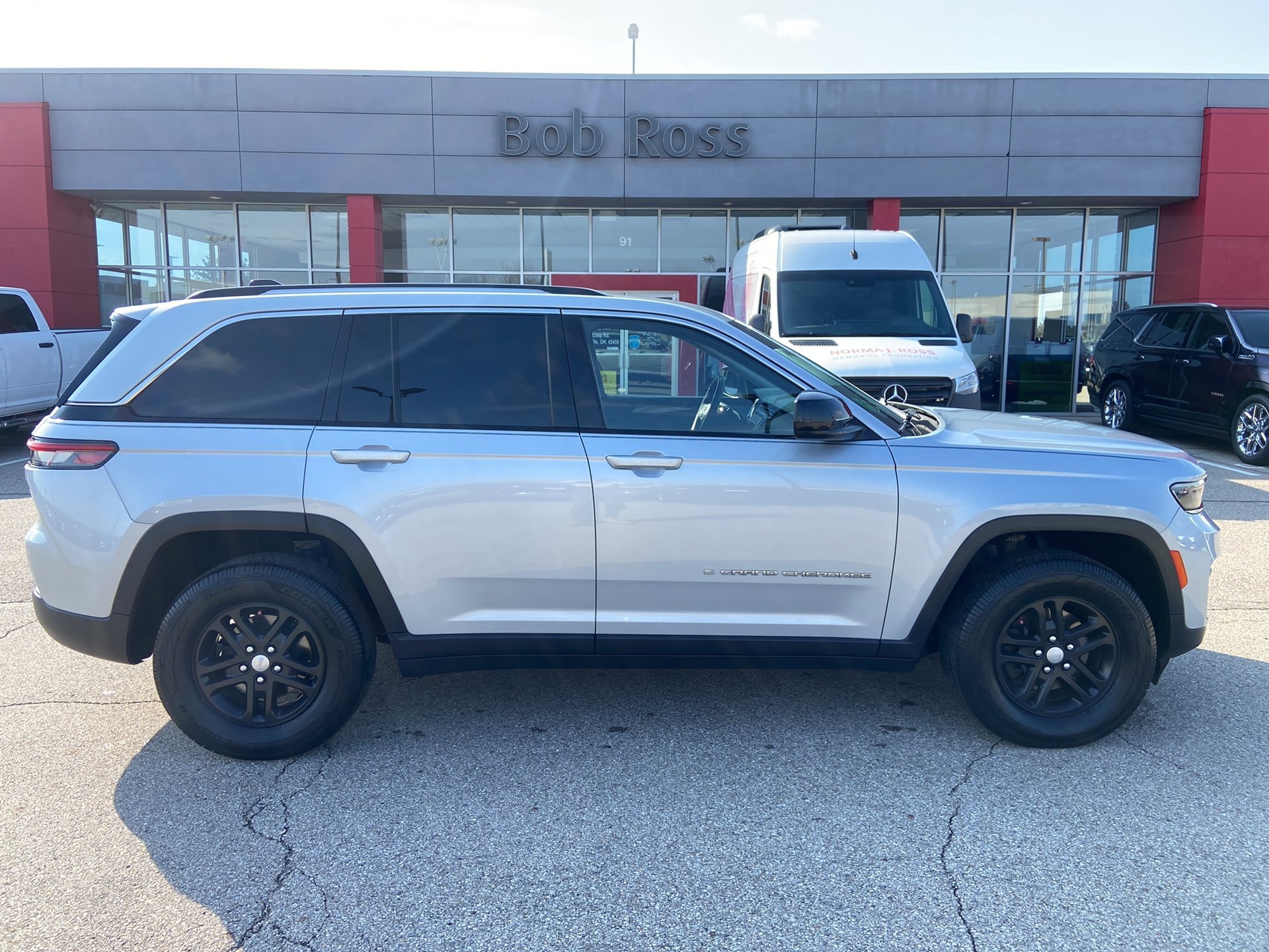 2022 Jeep Grand Cherokee Laredo