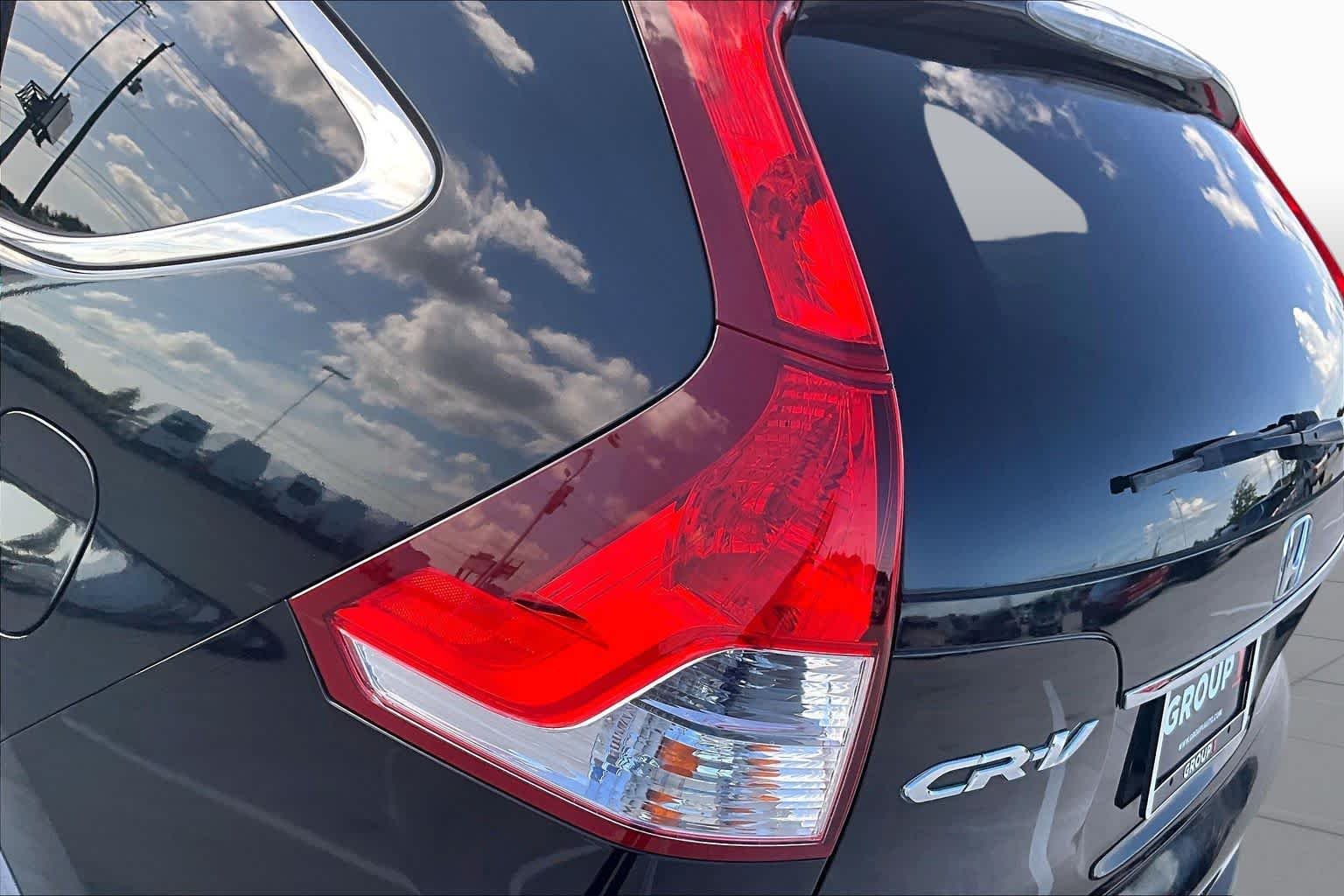 Used 2013 Crystal Black Pearl Honda EX-L image 27