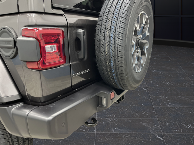 2025 Jeep Wrangler 4-Door Sahara - Photo 33