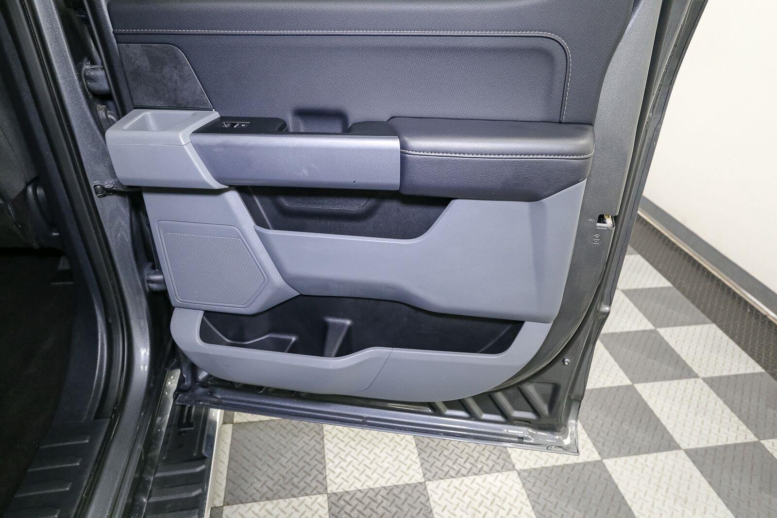 Used 2025 Carbonized Gray Ford XLT image 20