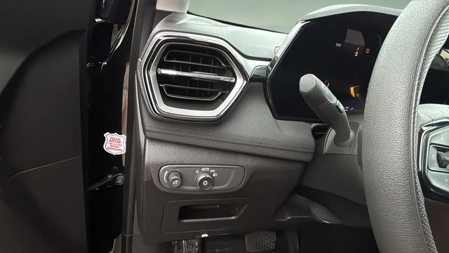 Used 2025 Black Chevrolet LT image 20