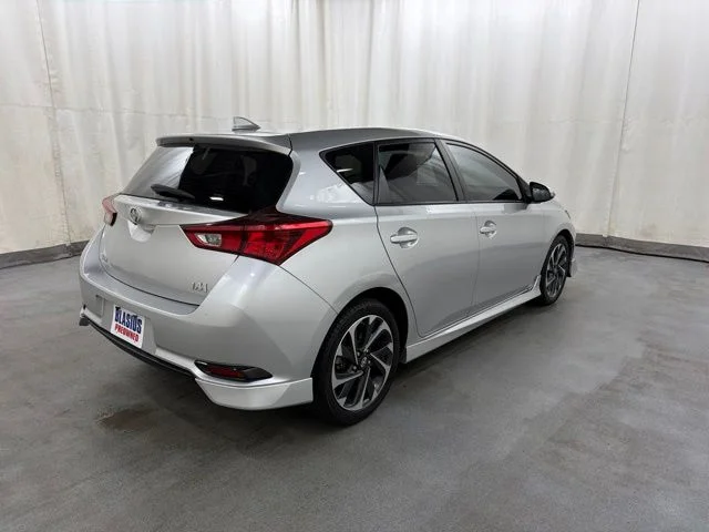 Used 2016 Silver Scion Base image 6
