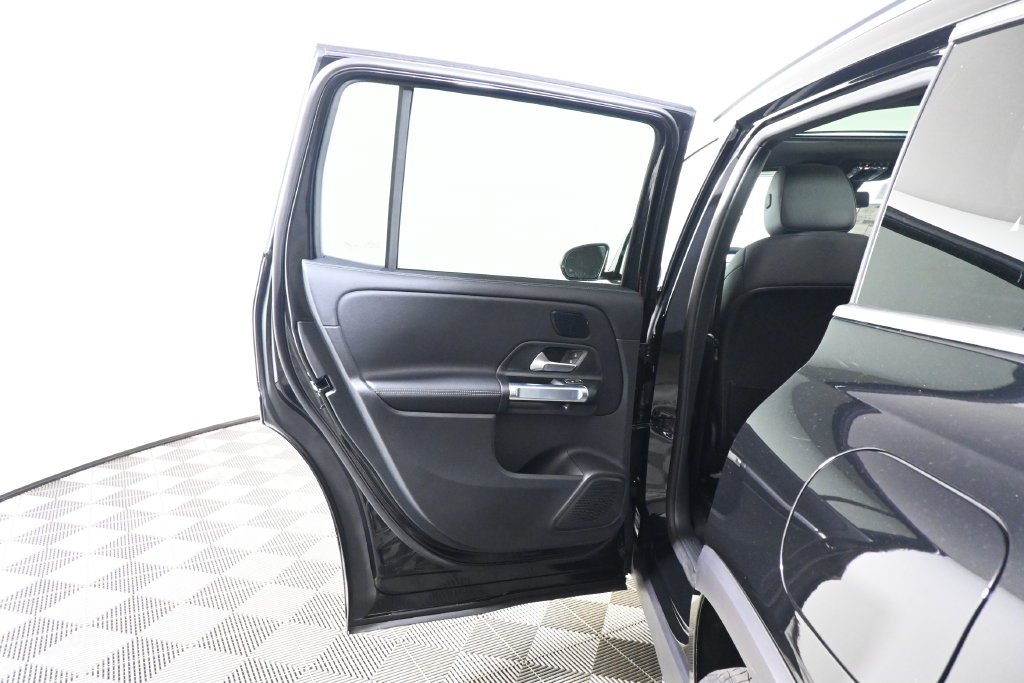 New 2026 Cosmos Black Metallic Mercedes-Benz GLB 250 image 30