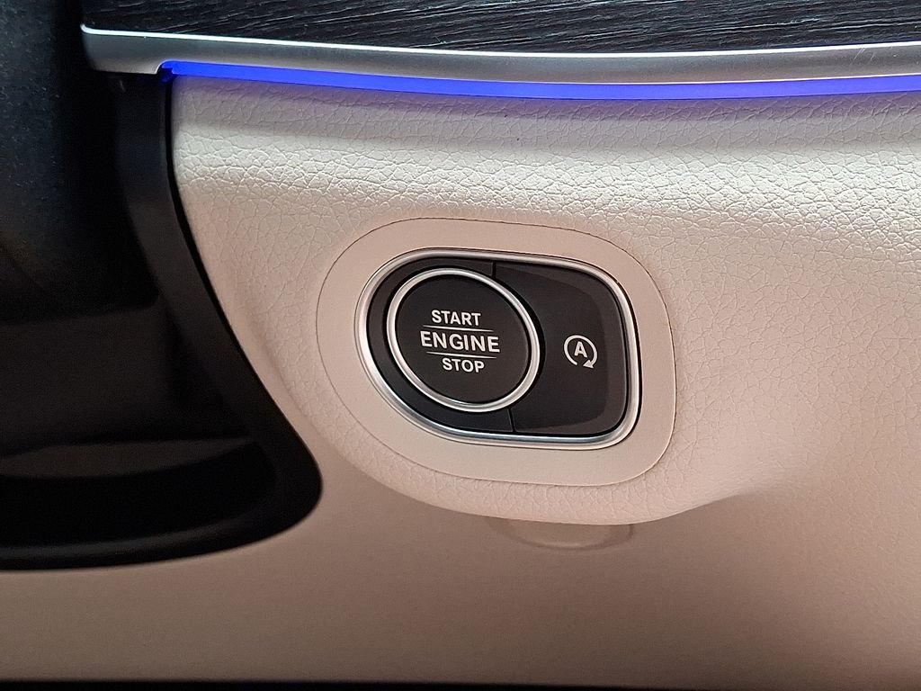 2025 Mercedes-Benz GLE GLE450 - Photo 19