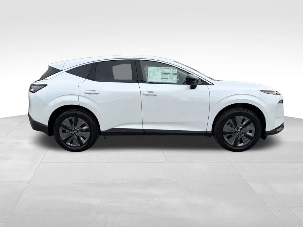 New 2026 White Nissan SL image 9