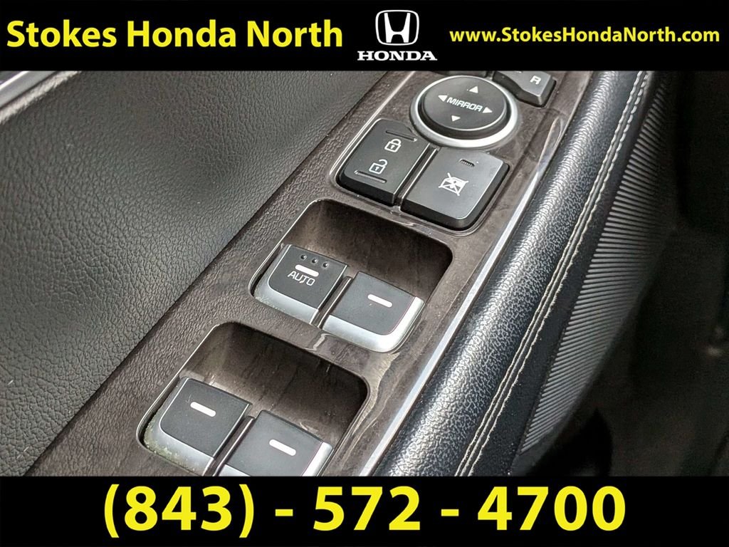 Used 2018 Black Kia LX image 26