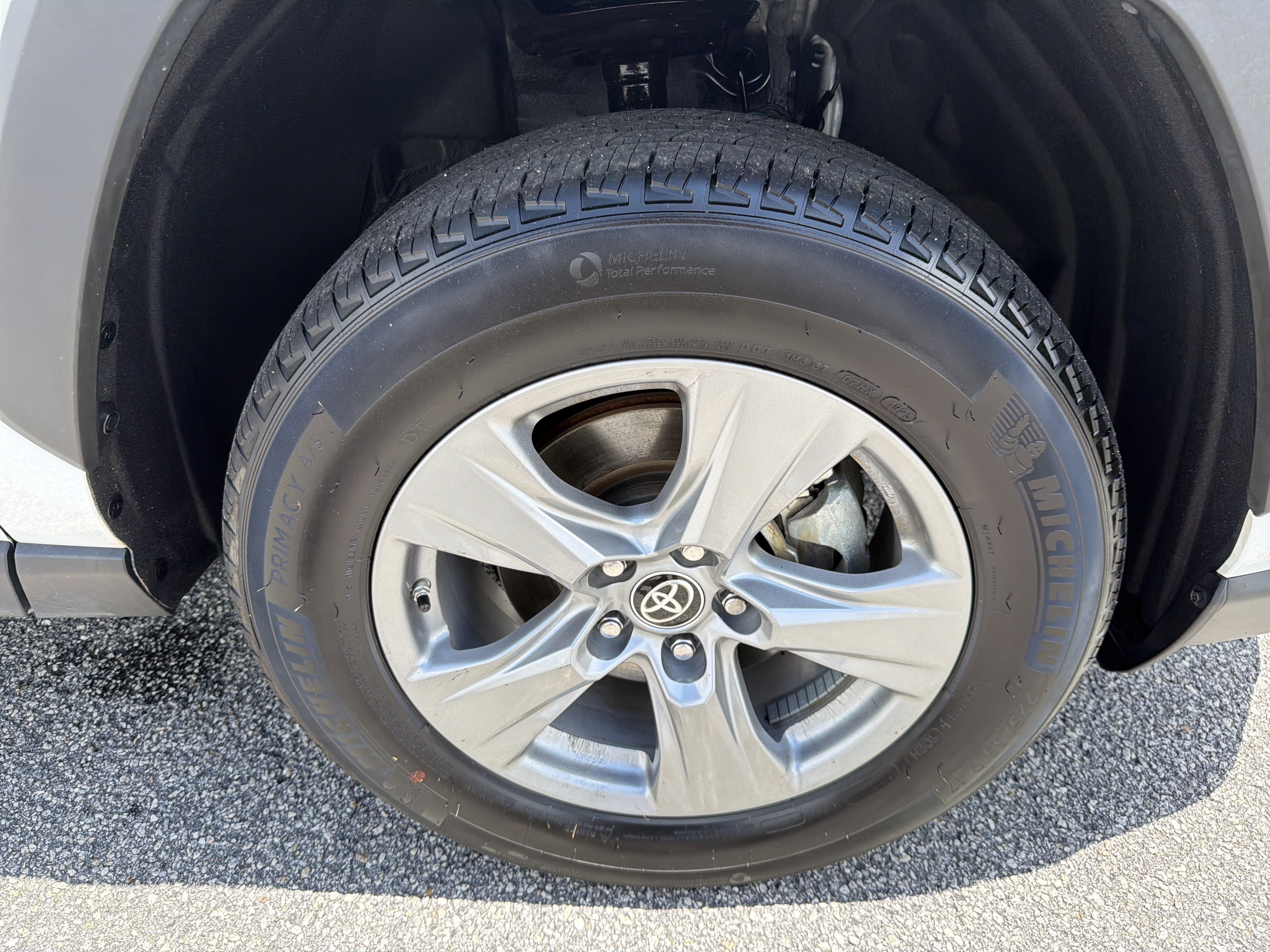 Certified Used 2023 Wind Chill Pearl Toyota LE image 22