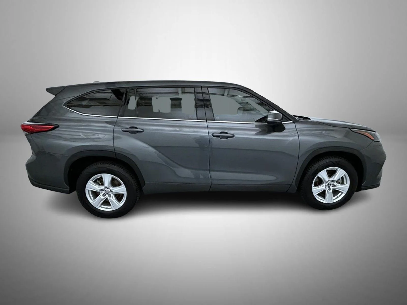 Used 2022 Gray Toyota L image 4