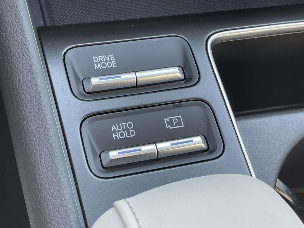 Used 2026 Portofino Gray Hyundai SEL Sport image 22