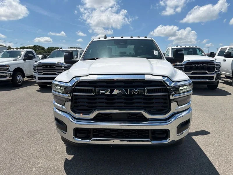 New 2026 Bright White Clear-Coat Exterior Paint RAM Tradesman image 8