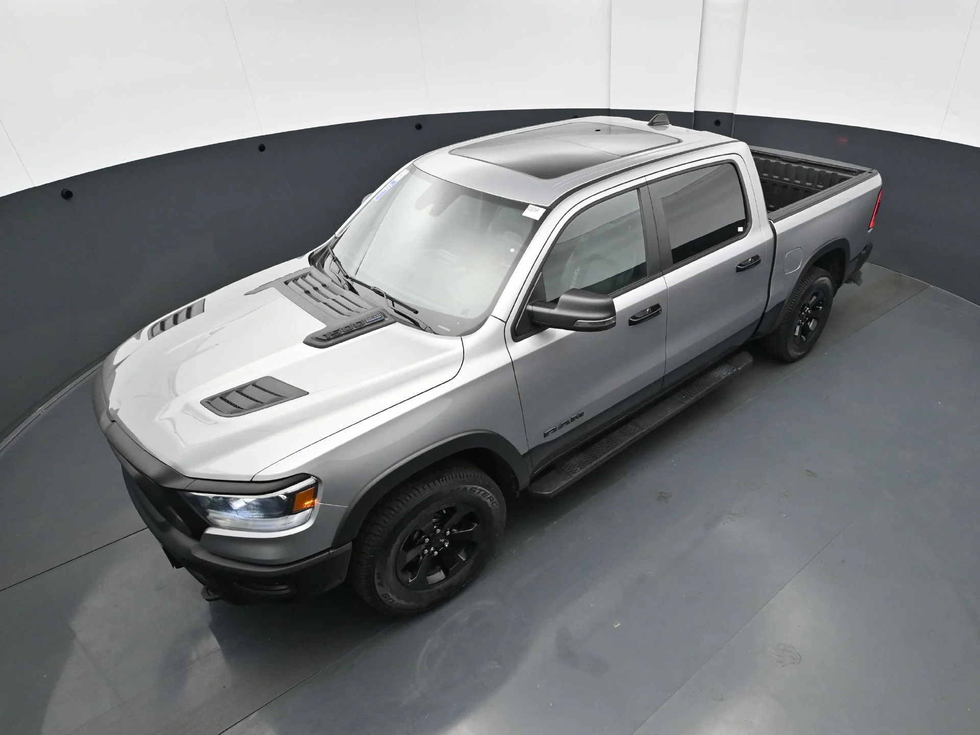 Used 2023 Billet Silver Metallic Clearcoat Ram Rebel image 41