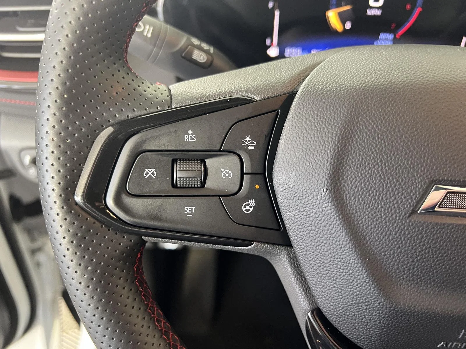 Used 2024 Summit White Chevrolet RS image 8