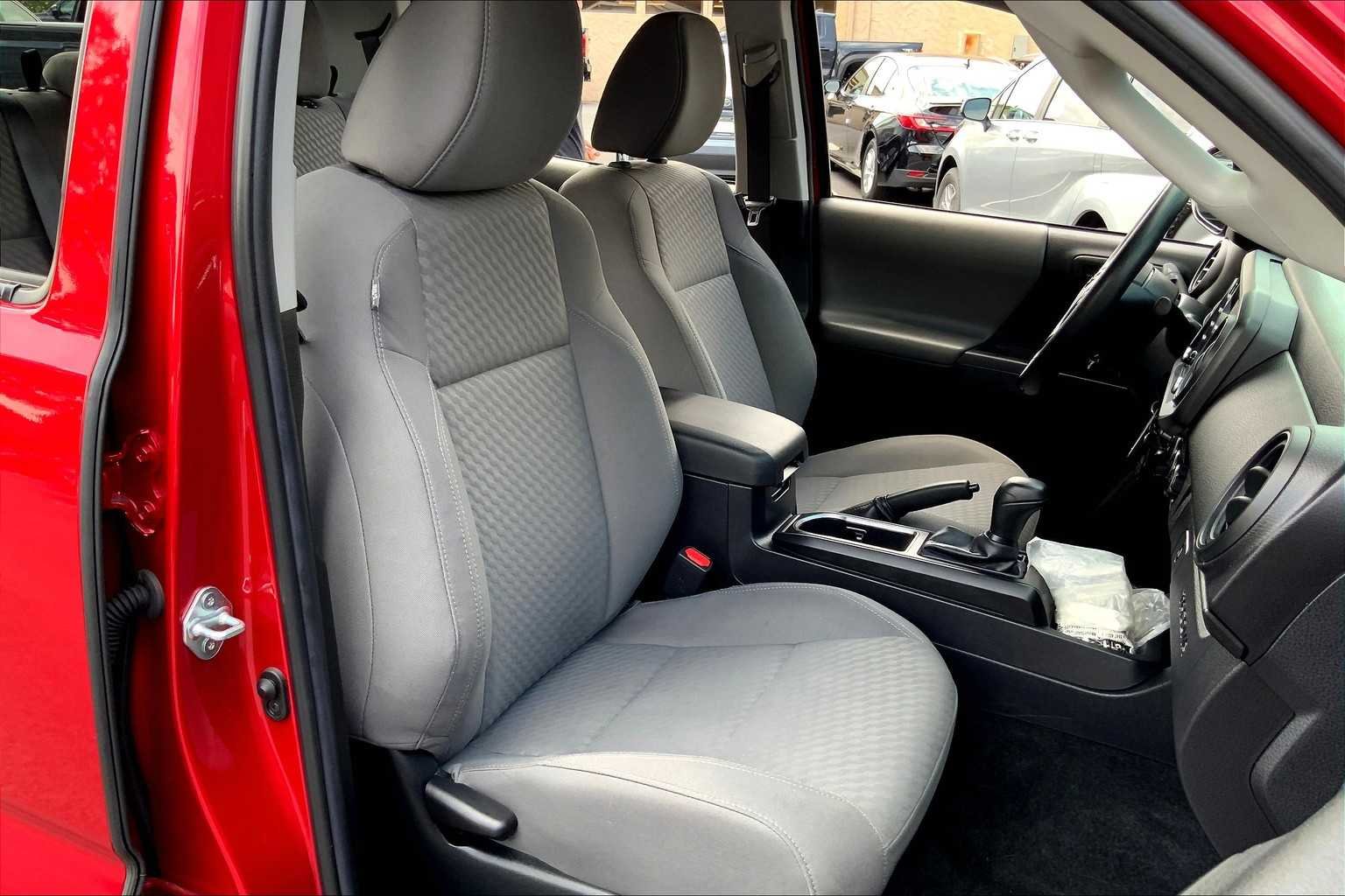 2023 Toyota Tacoma SR - Photo 9