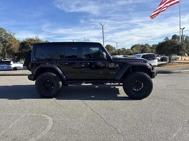 New 2026 Black Clear-Coat Exterior Paint Jeep Rubicon image 4