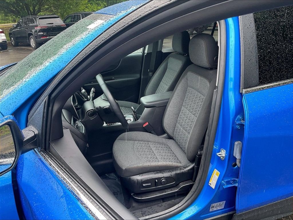 Used 2024 Blue Chevrolet LT image 10