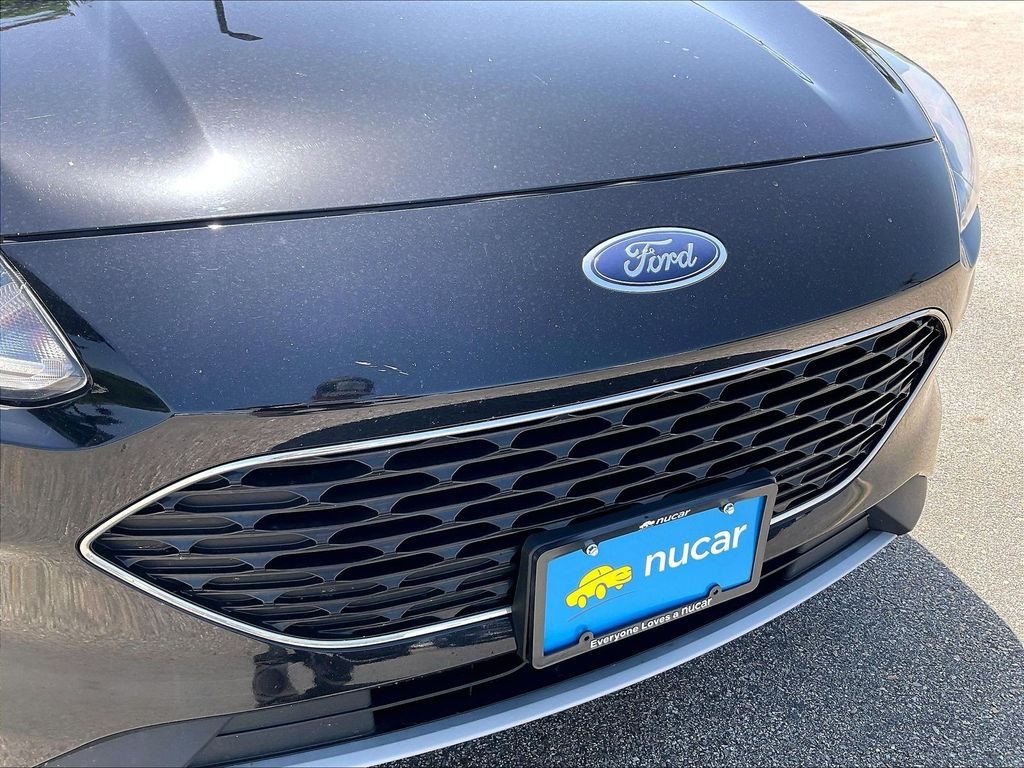 Used 2022 Agate Black Metallic Ford SEL image 28