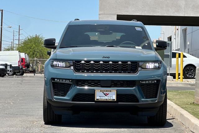 New 2026 Steel Blue Exterior Paint Jeep Limited image 8