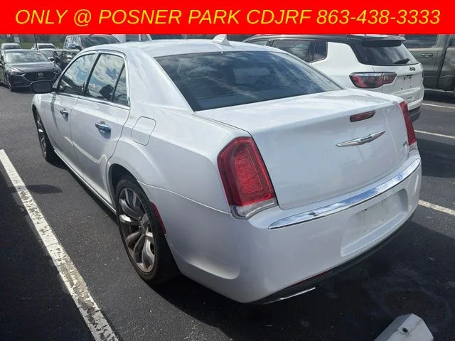 Used 2015 White Chrysler C image 3