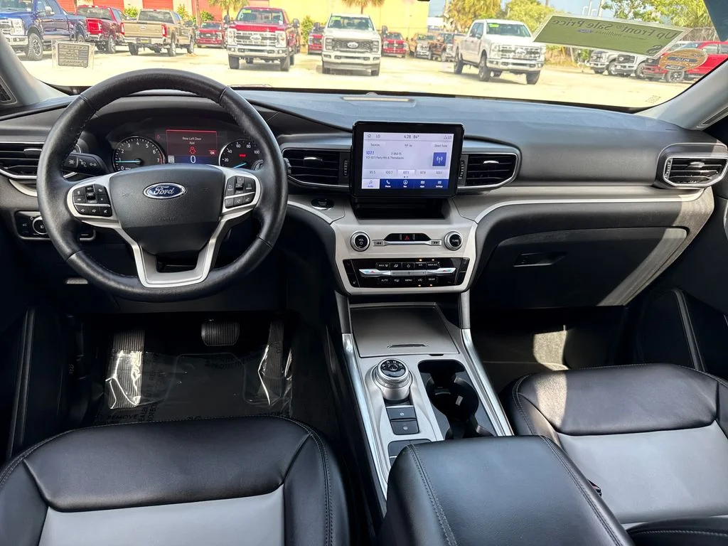 Certified Used 2023 Blue Ford XLT image 6
