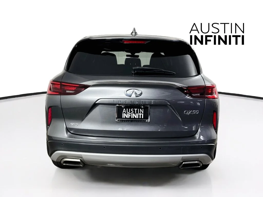 Certified Used 2023 Gray INFINITI PURE image 9