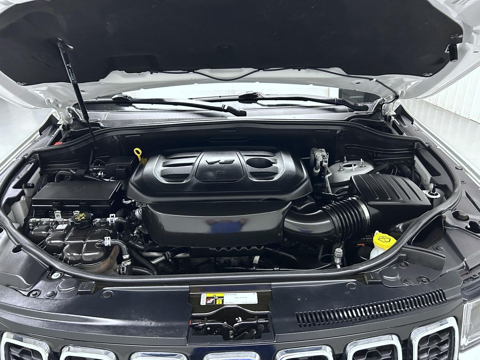 Used 2019 White Jeep Limited image 24