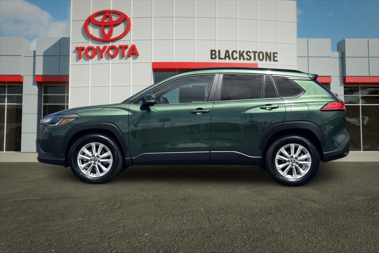 Certified Used 2022 Cypress Toyota LE image 6