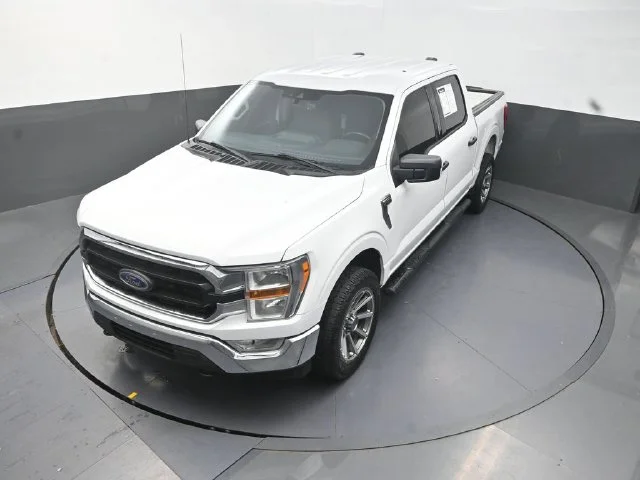 Used 2021 White Ford XLT image 13