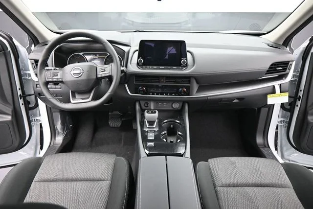 New 2026 Everest White Pearl TriCoat Nissan SV image 26