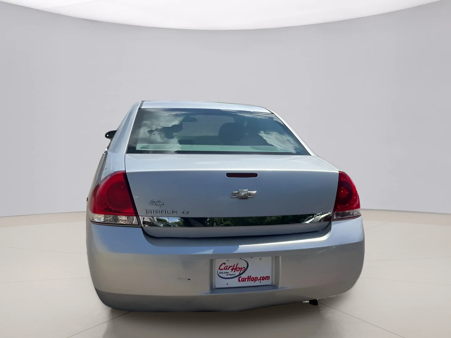 Used 2009 Silver Chevrolet LT image 7