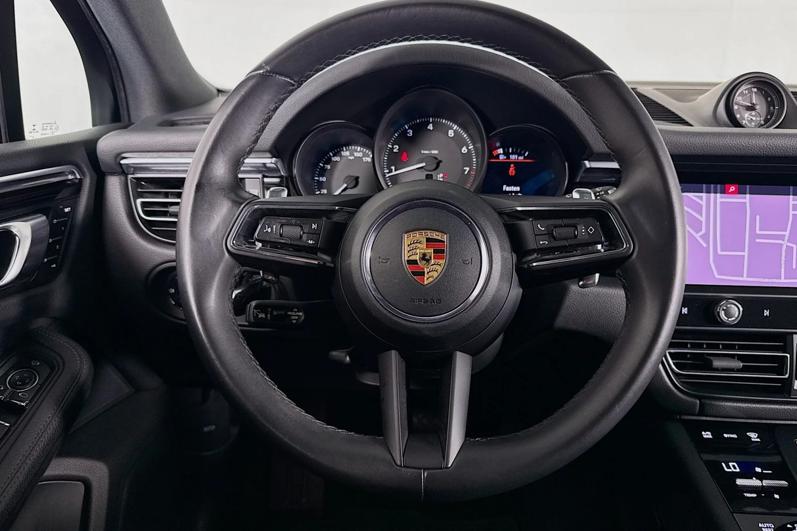 Used 2023 WHITE Porsche  image 17